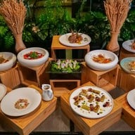 Albricias Restaurant โรงแรมชาเทรียม เรซิเดนซ์ สาทร กรุงเทพฯ