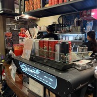 Velo Cafe Huahin หัวหิน