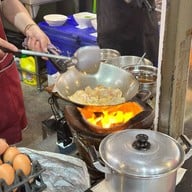 แอนถั้วไก่ Food Villa ราชพฤกษ์