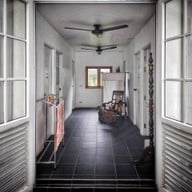 บรรยากาศ โต๊ะแดง - บ้านอาจ้อ Baan Ar-Jor บ้านอาจ้อ