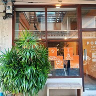 หน้าร้าน Ports coffee -