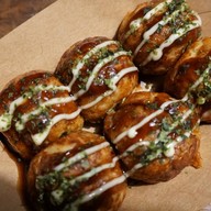 Mr.Takoyaki ทาโกะยากิ (ลูกใหญ่) +ข้าวปลาไหลย่างญี่ปุ่น