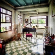 บรรยากาศ โต๊ะแดง - บ้านอาจ้อ Baan Ar-Jor บ้านอาจ้อ