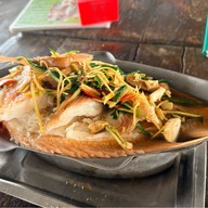 ร้านอาหารครัวไม้น้ำ