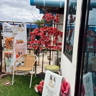 บรรยากาศ KSA Cafe Ayutthaya บ้านเกาะ