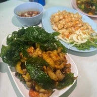 ร้านข้าวต้มนายง้วน