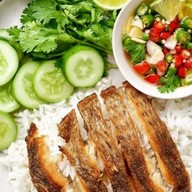 โอ้โห ข้าวปลาแกะพร้อมทาน สาขาเดียว เปิดทุกวันยันเที่ยงคืน !!