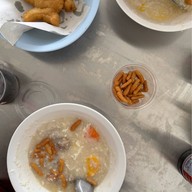 โจ๊กหม้อยักษ์ สาขาลาซาล