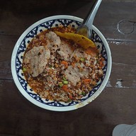 เมนูของร้าน เล็กใหญ่ ก๋วยเตี๋ยวต้มยำโบราณ บรรทัดทอง