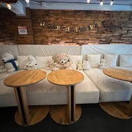 Shirokumaya Cafe พร้อมพงษ์