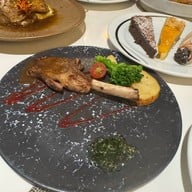 Chatuchak Cafe Centara Grand at Central Plaza Ladprao