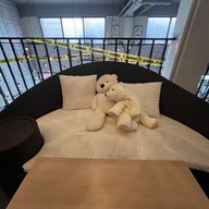 Shirokumaya Cafe พร้อมพงษ์