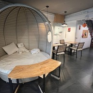 Shirokumaya Cafe พร้อมพงษ์