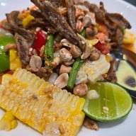 เผ็ดเผ็ด เผ็ดเผ็ด บิสโทร