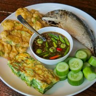 เสี่ยครัวไทย ถ.เฉลิมพระเกียรติ ร.๙