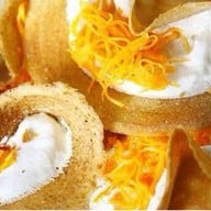 ขนมเบื้องแม่เพลิน 7-11ตลาดบูรพา ข้างฮอนด้า