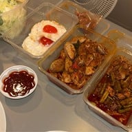 ครัวภูเก็ตxแพงใต้ ข้าวแกงใต้ อาหารตามสั่ง-ซอยสมานมิตร ซอยสมานมิตร