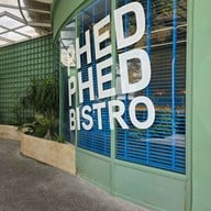 เผ็ดเผ็ด เผ็ดเผ็ด บิสโทร