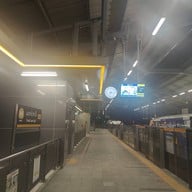 บรรยากาศ สถานีแยกลำสาลี (yl09)