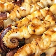 ปลาหมึกย่าง แพรเพลง เจ้าเดิมทุ่งรี สาขาโรงปูน