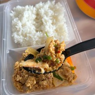 ปูผัดผงกะหรี่