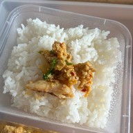 ปูผัดผงกะหรี่