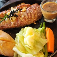 บ้านไร่สเต็กเฮ้าส์