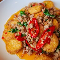 เสี่ยครัวไทย ถ.เฉลิมพระเกียรติ ร.๙