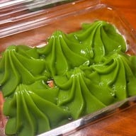 หยกสด ขนมไทยใบเตย อ้อมน้อย