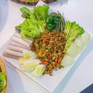 เมนูของร้าน กลิ่นไม้ป่า cafe’&forest