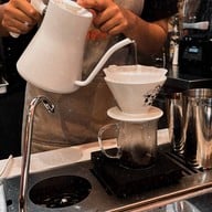 หลง คาเฟ่