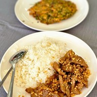 เมนูของร้าน ข้าวคลุกกะปิ เจ๊หุยตลาดน้อย ถ. กัลปพฤกษ์ ติดถนนใหญ่แยกกำนันแม้น ตรงข้ามโฮมโปร ถนนกัลปพฤกษ์