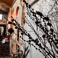 หลง คาเฟ่