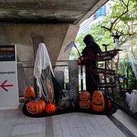 Montagne L'art De La Glace มาร์เก็ท เพลส ทองหล่อ