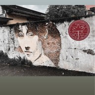 หลง คาเฟ่