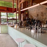 Nana Coffee Roasters เลียบทางด่วน/ประดิษฐ์มนูธรรม ซอย3