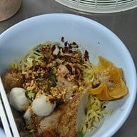 ก๋วยเตี๋ยวรู ตลาดน้อย