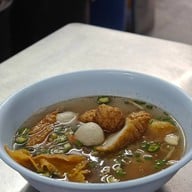ก๋วยเตี๋ยวรู ตลาดน้อย