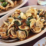 เมนูของร้าน ยายตุ๊ซีฟู๊ด จันทบุรี