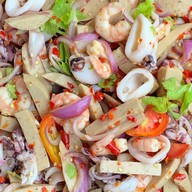 ยำ ชาบู เสียบไม้ สุดคุ้มได้โครตเยอะ ตลาดสดเอื้ออาทรบางโฉลง