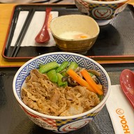 Yoshinoya โยชิโนยะ ข้าวหน้าเนื้อ ข้าวหน้าหมู เมกาบางนา