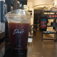 ดีเอ็มจี คอฟฟี่ คาเฟ่ (DMG coffee&cafe)