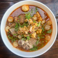 ก๋วยเตี๋ยวหมูซุปเปอร์เล้ง