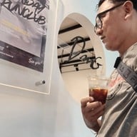 ดีเอ็มจี คอฟฟี่ คาเฟ่ (DMG coffee&cafe)