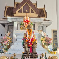 บรรยากาศ ศาลเจ้าพ่อพญาแล