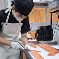 เพชรโตยซูชิ บ้านทรงไทย บางบ่อ