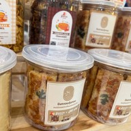 โกนี่ คาเฟ่ (Gonie Cafe) -