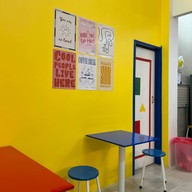 Warm House Crepe & Milk