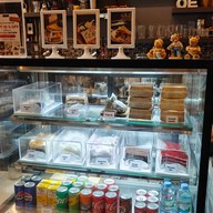 B Bake Coffee & Bakery