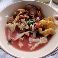 เย็นตาโฟ ถนนบันเทิง&ข้าวกระเพราทำถึง